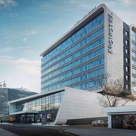 Novotel Almaty City Center Eksteriør billede