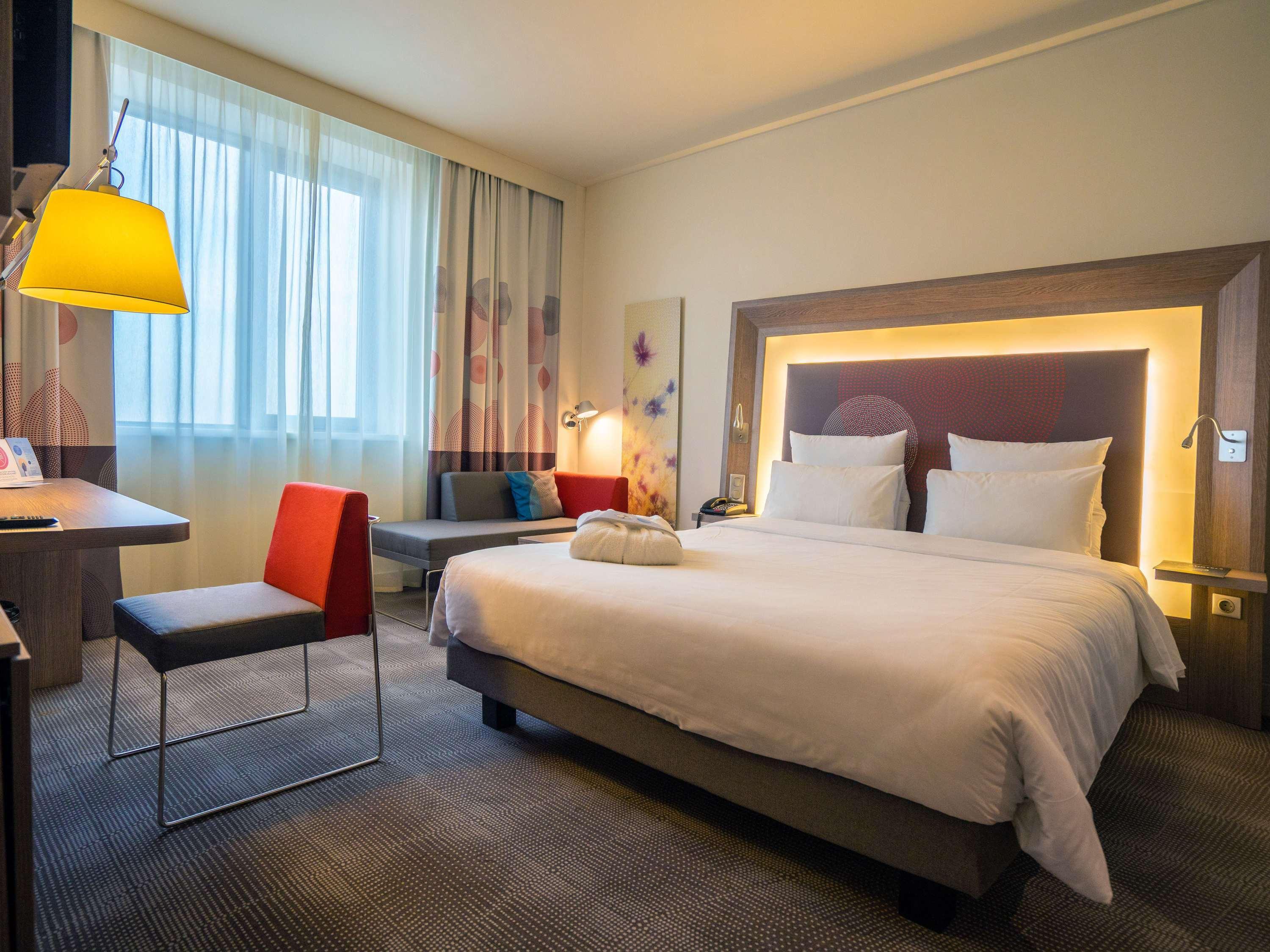 Novotel Almaty City Center Eksteriør billede