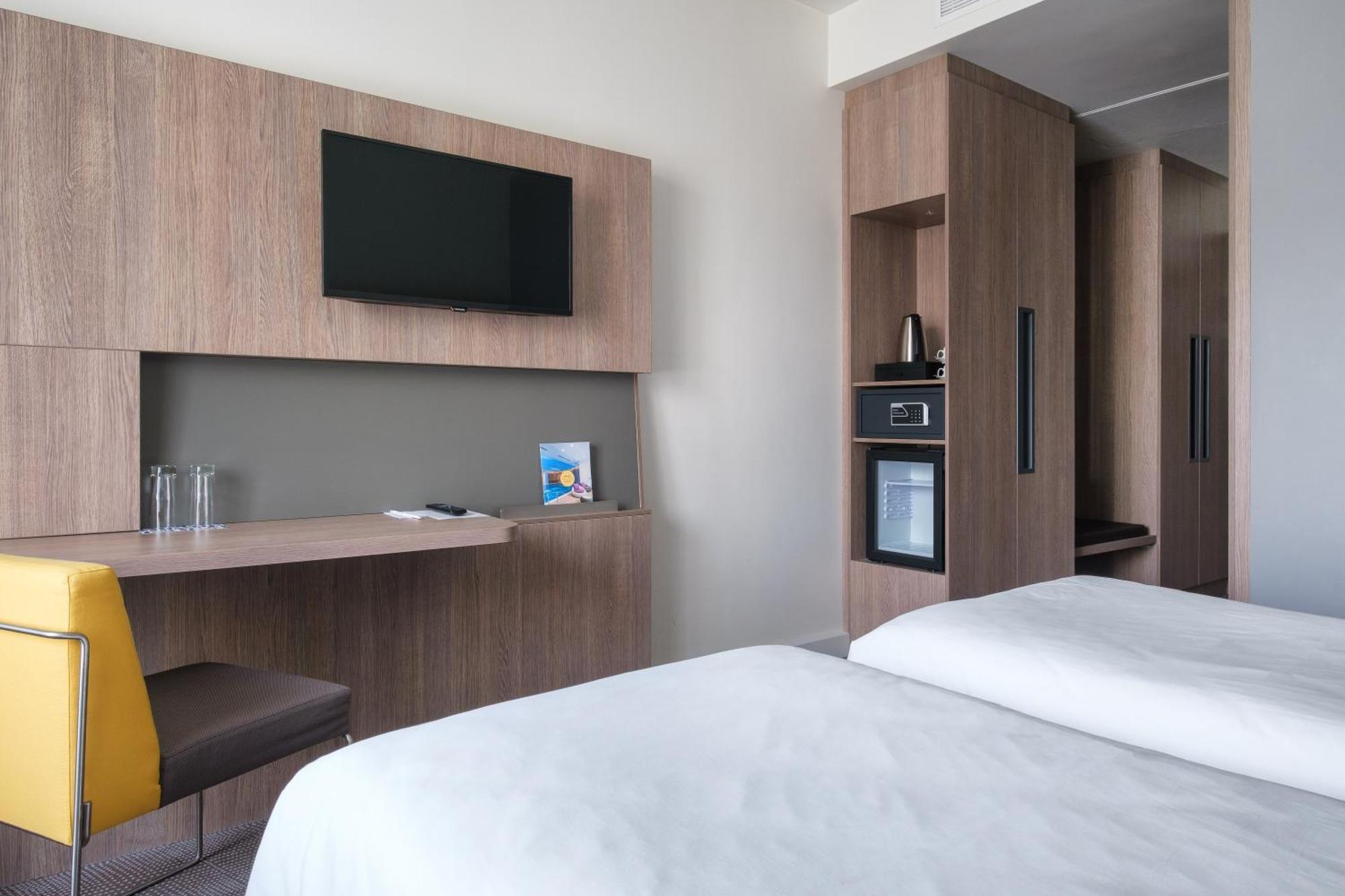Novotel Almaty City Center Eksteriør billede
