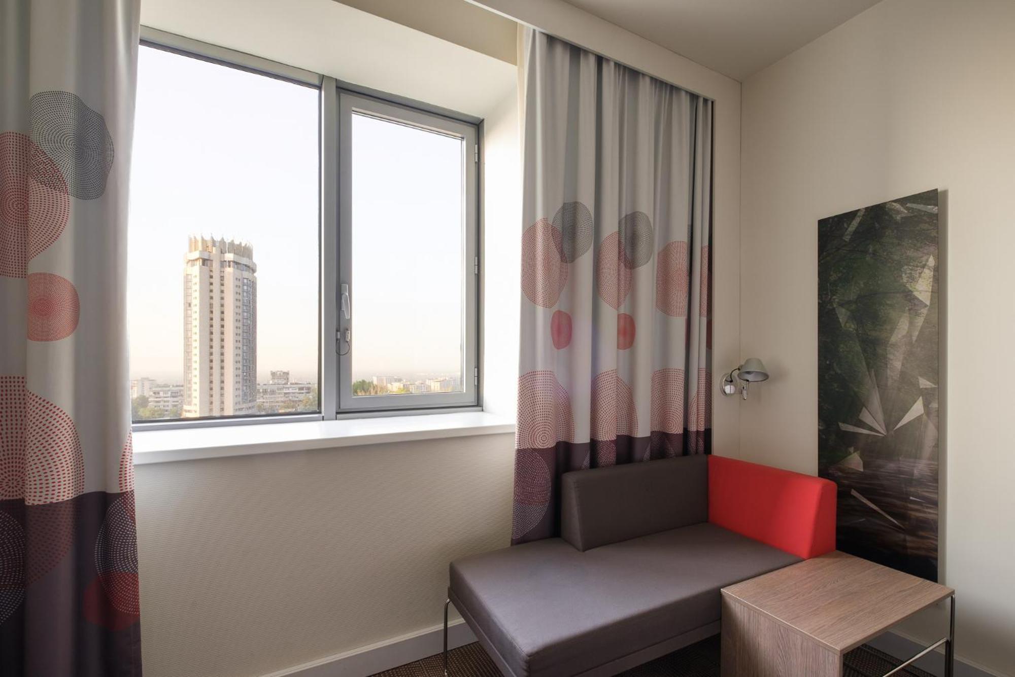 Novotel Almaty City Center Eksteriør billede