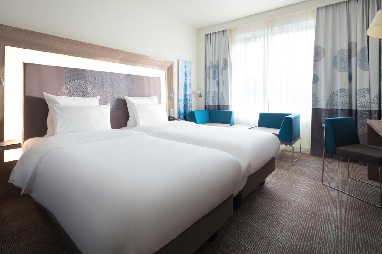 Novotel Almaty City Center Eksteriør billede